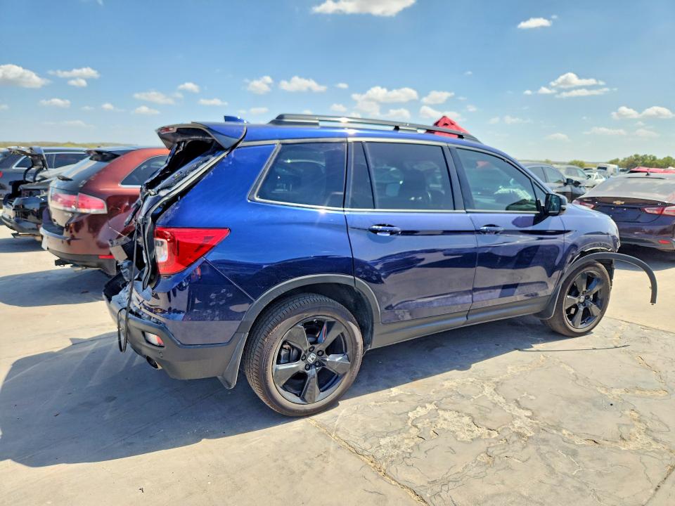 Auction sale of the 2021 Honda Passport, vin: 5FNYF8H01MB033777, lot number: 69012706