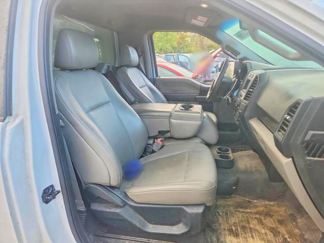 70237696 :رقم المزاد ، 1FTMF1CB8JKF89145 vin ، 2018 Ford F150 مزاد بيع