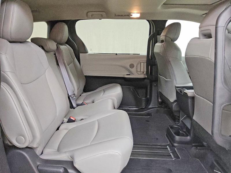 Продаж на аукціоні авто 2025 Toyota Sienna, vin: 5TDYRKEC6SS256974, номер лоту: 69942396