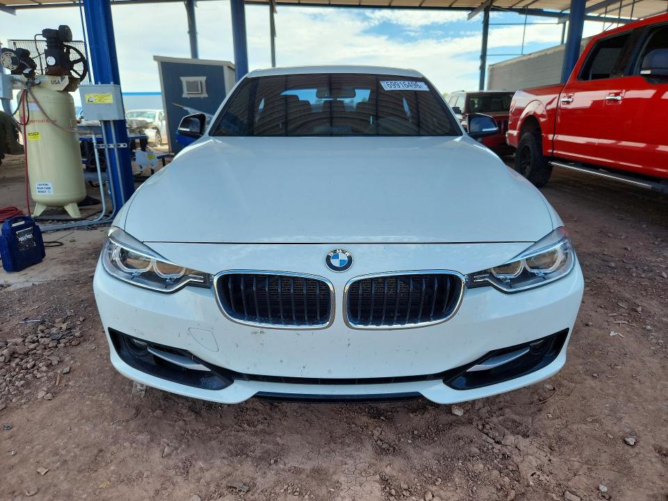 69916496 :رقم المزاد ، WBA3A9C56FK472977 vin ، 2015 Bmw 335 مزاد بيع