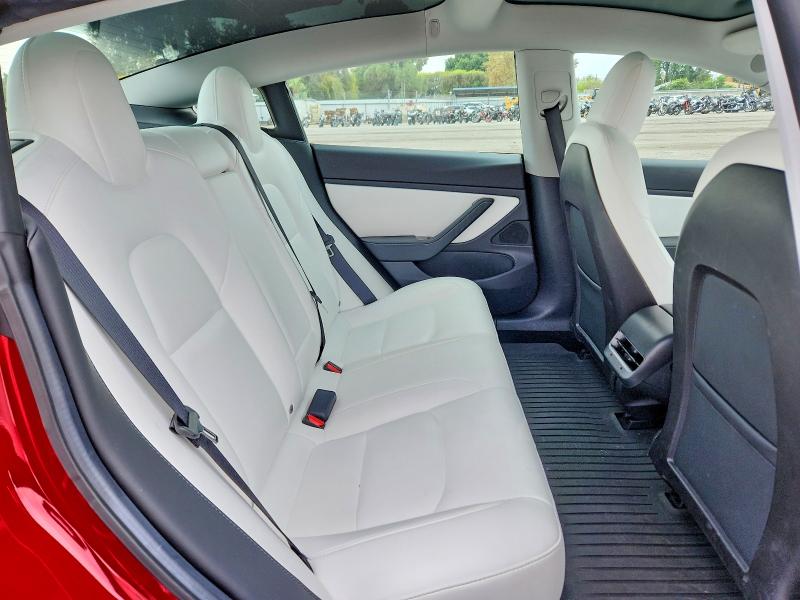 Продажа на аукционе авто 2019 Tesla Model 3, vin: 5YJ3E1EB0KF477594, номер лота: 69337966