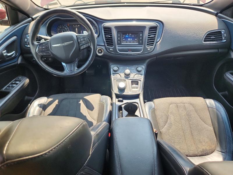 67423686 :رقم المزاد ، 1C3CCCBG4FN527345 vin ، 2015 Chrysler 200 مزاد بيع