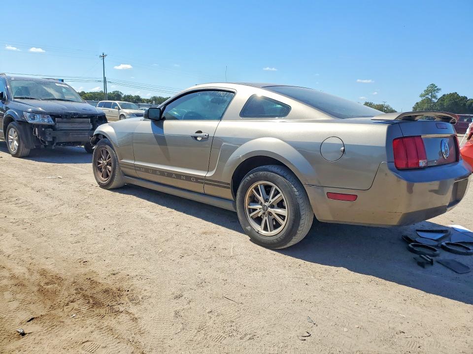2005 Ford Mustang მანქანა იყიდება აუქციონზე, vin: 1ZVFT80N355248519, აუქციონის ნომერი: 69799626