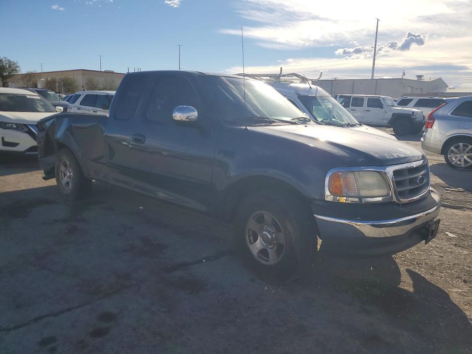 2000 Ford F150 მანქანა იყიდება აუქციონზე, vin: 1FTRX17W0YKA71573, აუქციონის ნომერი: 70669936