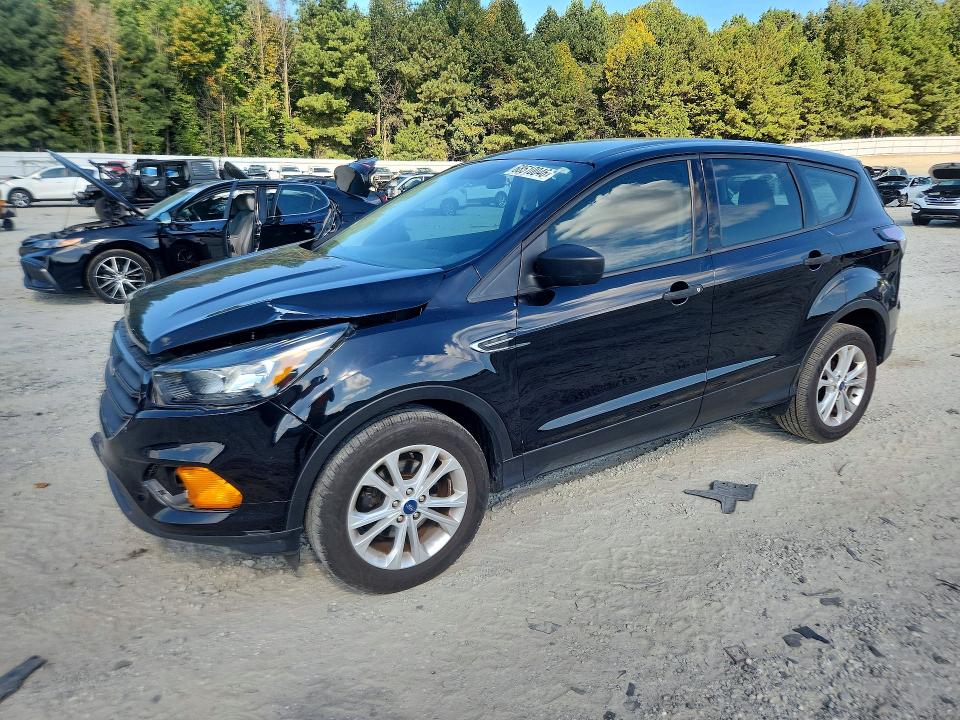 2019 Ford Escape მანქანა იყიდება აუქციონზე, vin: 1FMCU0F72KUA80964, აუქციონის ნომერი: 68510046