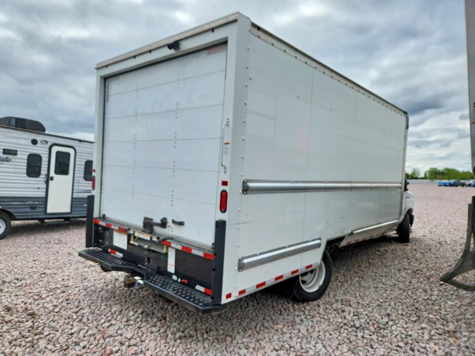 69552096 :رقم المزاد ، 1FDWE3FN3NDC03606 vin ، 2022 Ford Econoline مزاد بيع