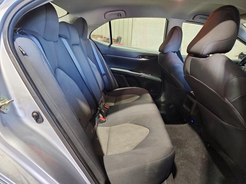 70108066 :رقم المزاد ، 4T1C11AK7LU945911 vin ، 2020 Toyota Camry مزاد بيع