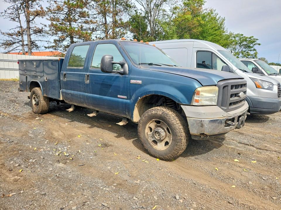 70073096 :رقم المزاد ، 1FDWW35P05EC38341 vin ، 2005 Ford F350 مزاد بيع