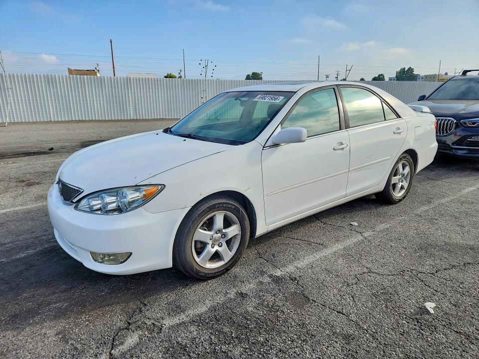 Auction sale of the 2006 Toyota Camry, vin: JTDBE30KX63054815, lot number: 69821956