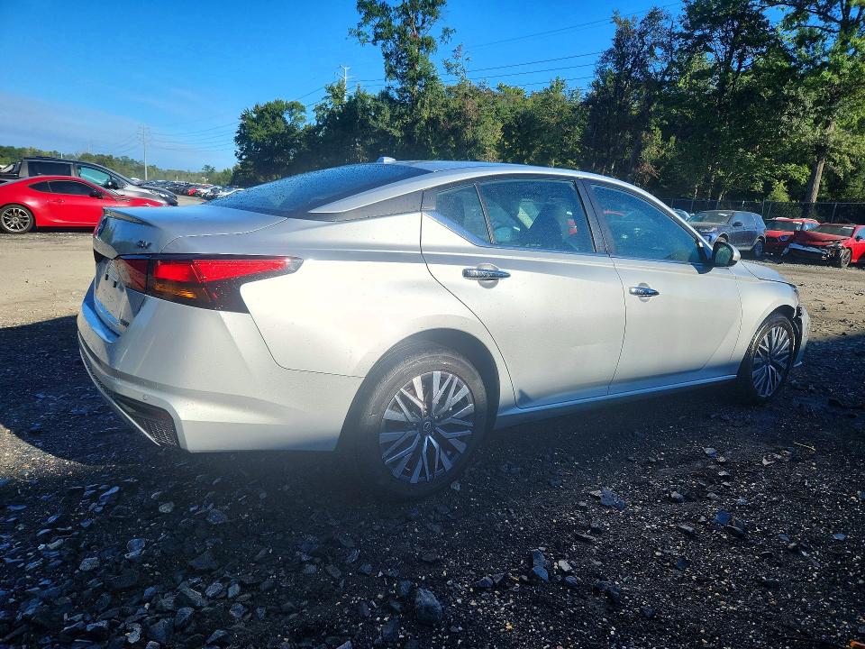 70085186 :رقم المزاد ، 1N4BL4DW1PN342808 vin ، 2023 Nissan Altima مزاد بيع