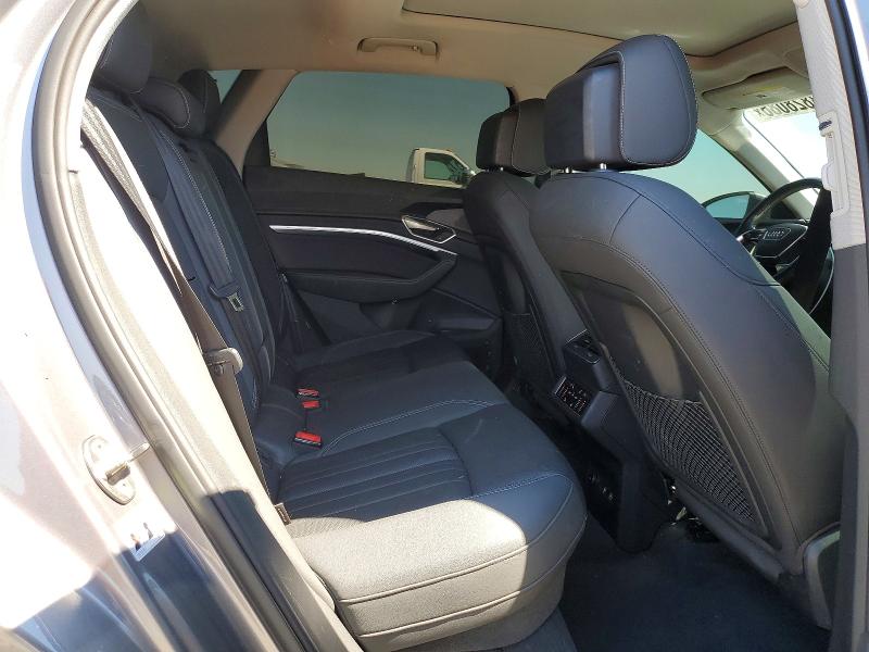 Aukcja sprzedaży 2019 Audi E-tron, vin: WA1LABGE5KB013108, numer aukcji: 68828086