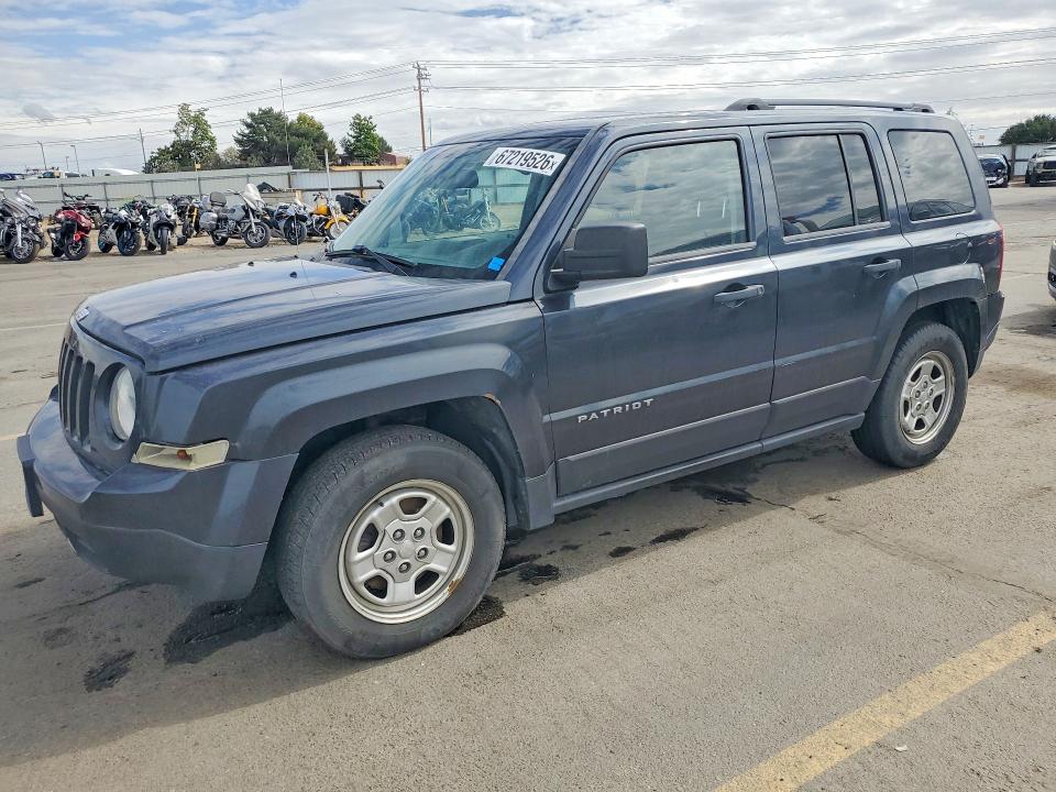 2016 Jeep Patriot მანქანა იყიდება აუქციონზე, vin: 1C4NJPBA5GD527018, აუქციონის ნომერი: 67219526