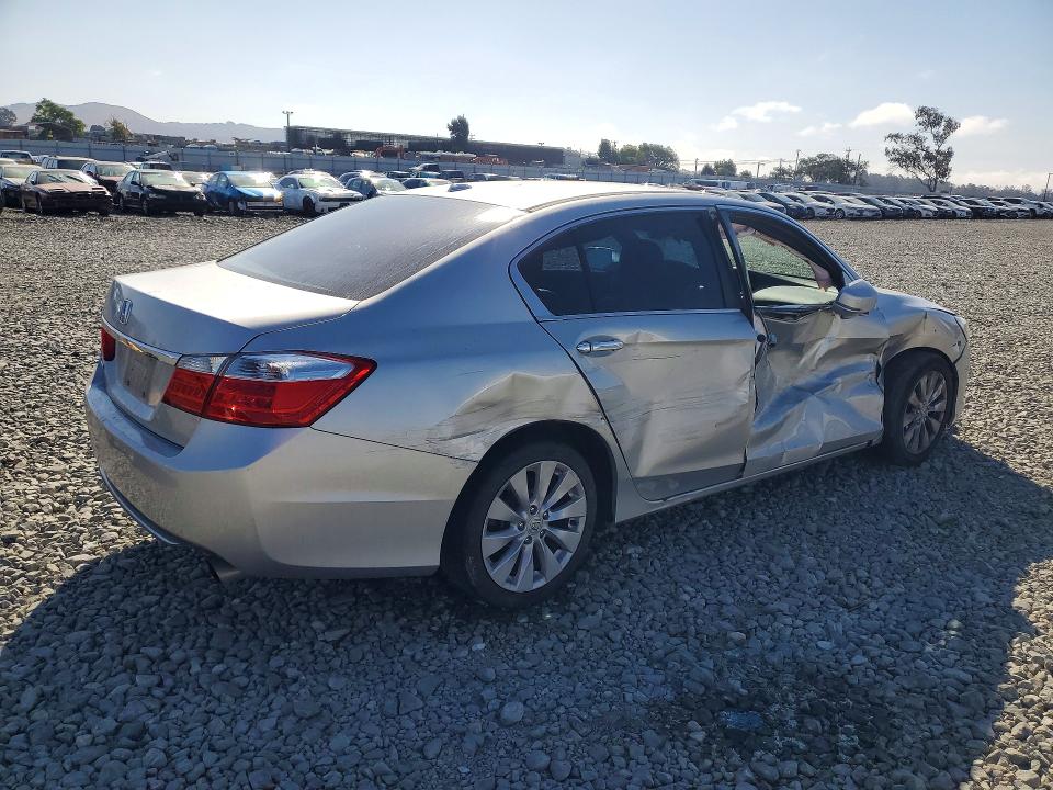 Auction sale of the 2014 Honda Accord, vin: 1HGCR2F81EA021986, lot number: 69610566