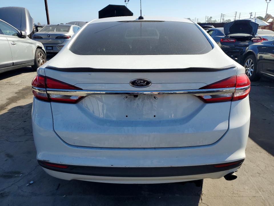 2017 Ford Fusion მანქანა იყიდება აუქციონზე, vin: 3FA6P0LU9HR387931, აუქციონის ნომერი: 70896926