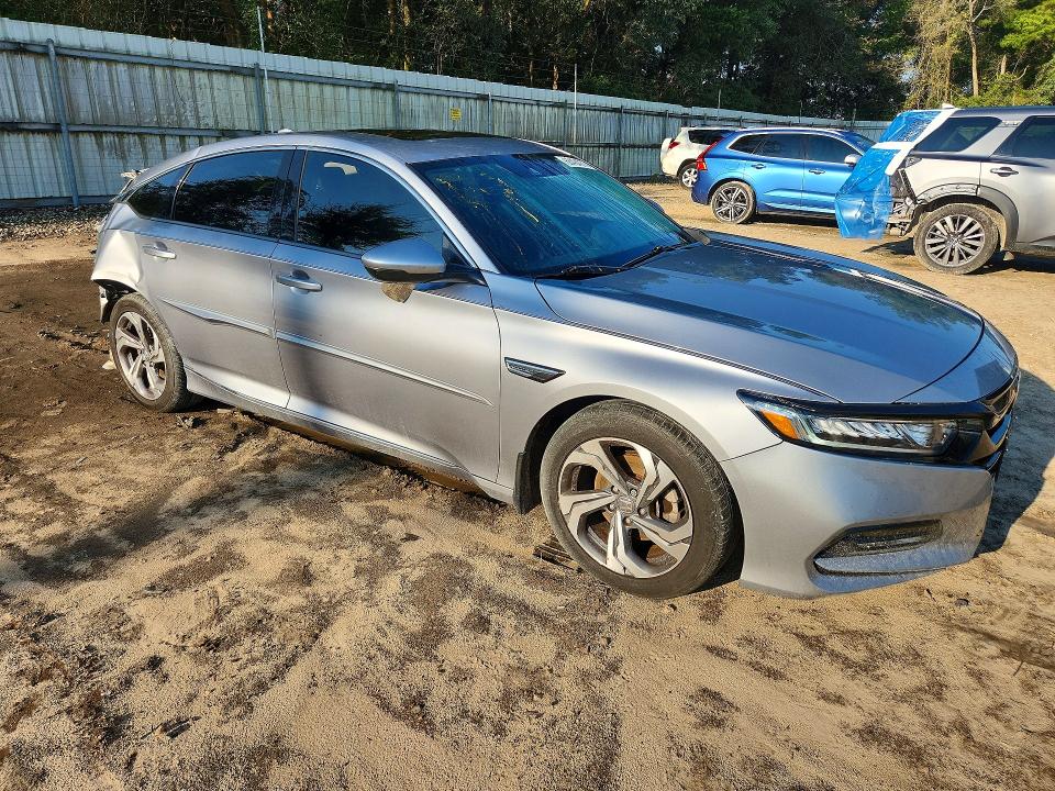 Продажа на аукционе авто 2018 Honda Accord, vin: 1HGCV1F67JA113828, номер лота: 68434276