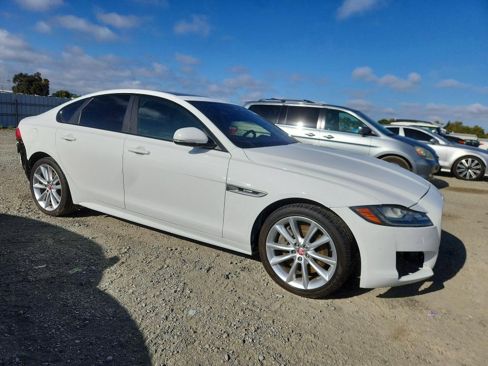 Aukcja sprzedaży 2016 Jaguar Xf, vin: SAJBF4BV5GCY16283, numer aukcji: 68092266
