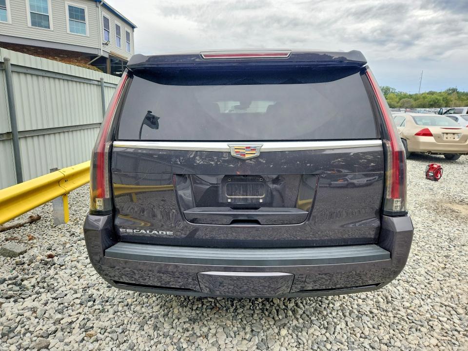 2016 Cadillac Escalade მანქანა იყიდება აუქციონზე, vin: 1GYS4HKJ8GR296211, აუქციონის ნომერი: 70502686