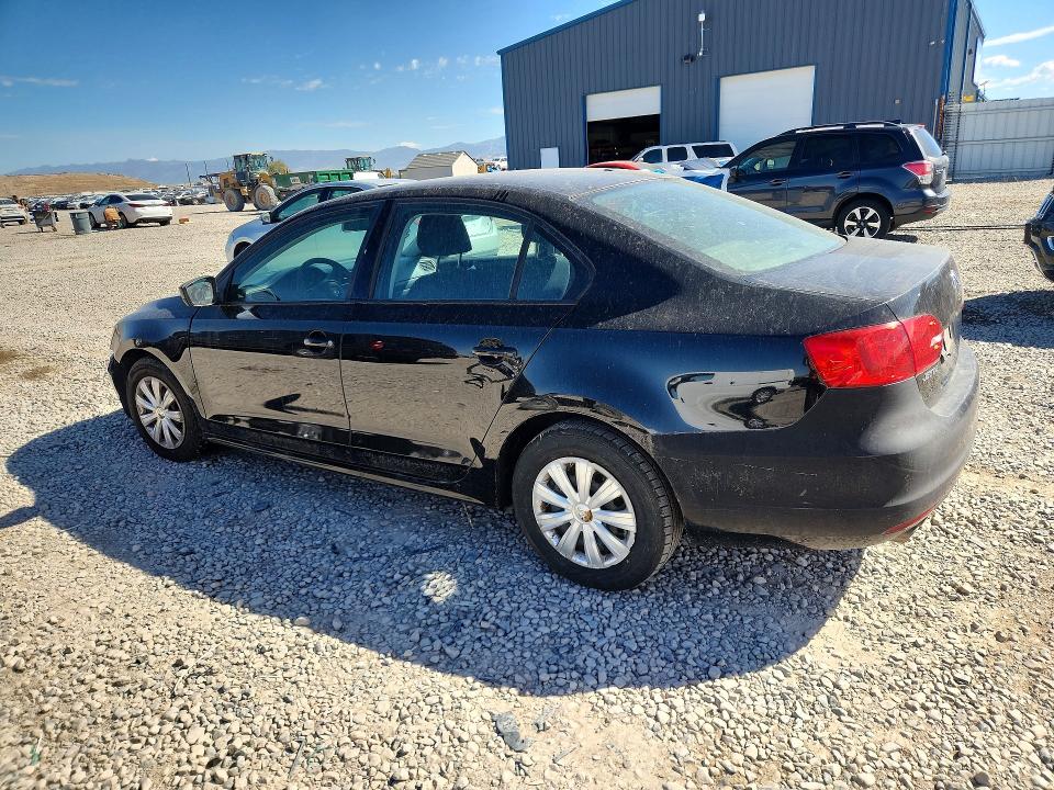 68809296 :رقم المزاد ، 3VW2K7AJ1BM044072 vin ، 2011 Volkswagen Jetta مزاد بيع