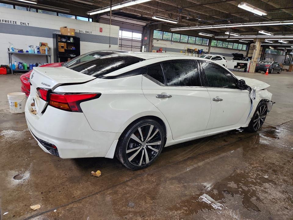 Продаж на аукціоні авто 2019 Nissan Altima, vin: 1N4BL4FV5KC184420, номер лоту: 69025006