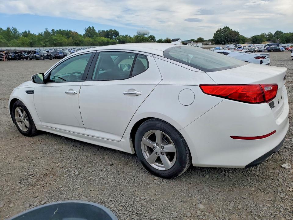 67932526 :رقم المزاد ، 5XXGM4A7XFG384379 vin ، 2015 Kia Optima مزاد بيع