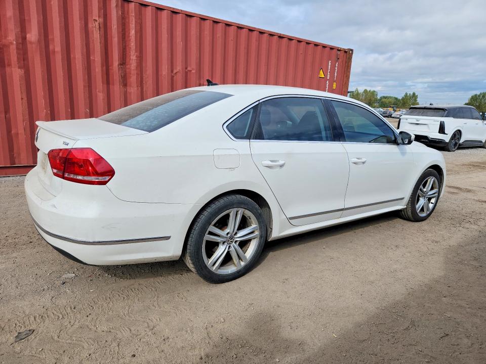 2014 Volkswagen Passat მანქანა იყიდება აუქციონზე, vin: 1VWBN7A30EC120475, აუქციონის ნომერი: 70737586