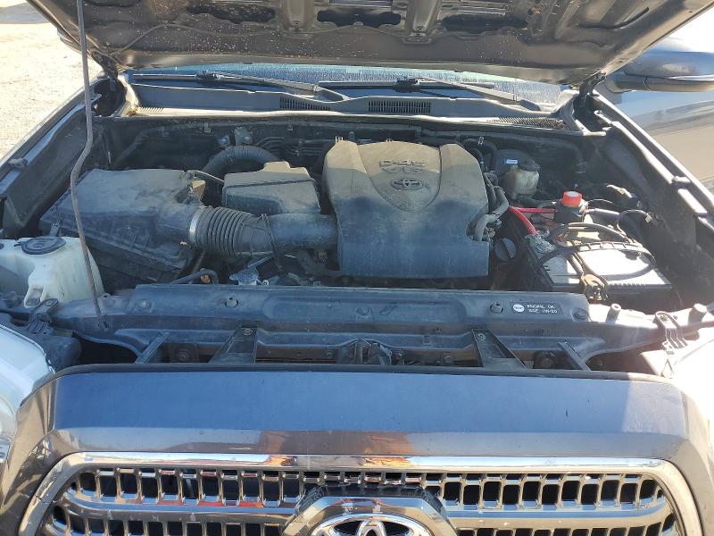 69595926 :رقم المزاد ، 5TFCZ5AN9HX086213 vin ، 2017 Toyota Tacoma مزاد بيع