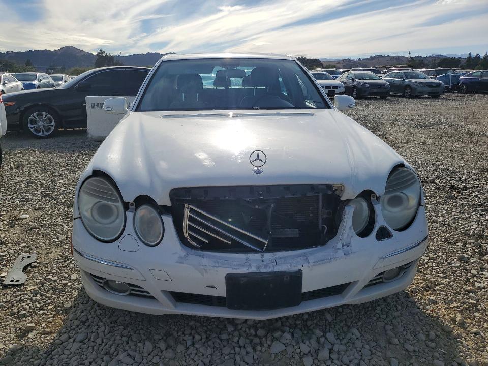 Продажа на аукционе авто 2008 Mercedes-benz E, vin: WDBUF56X08B288585, номер лота: 68191826