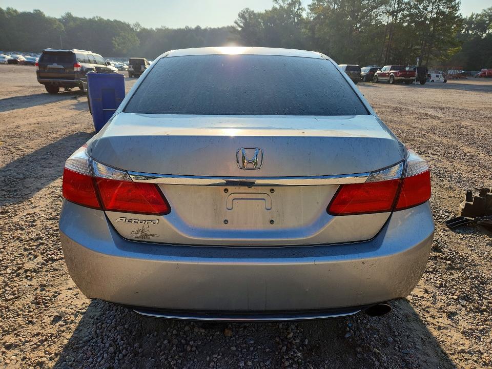 2013 Honda Accord მანქანა იყიდება აუქციონზე, vin: 1HGCR2F33DA060128, აუქციონის ნომერი: 66995386
