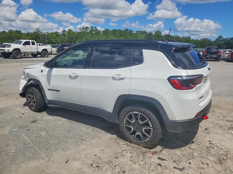 67393646 :رقم المزاد ، 3C4NJDDN2ST532467 vin ، 2025 Jeep Compass مزاد بيع