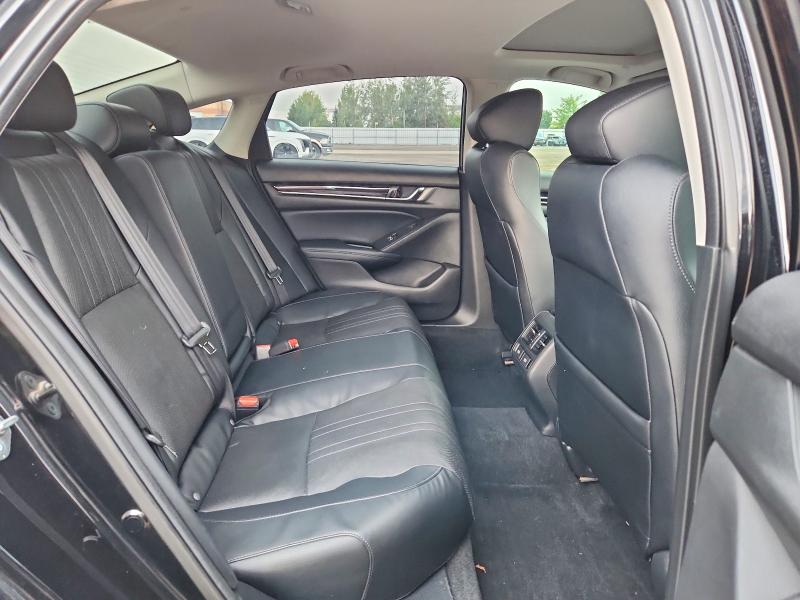65036286 :رقم المزاد ، 1HGCV1F5XJA806612 vin ، 2018 Honda Accord مزاد بيع