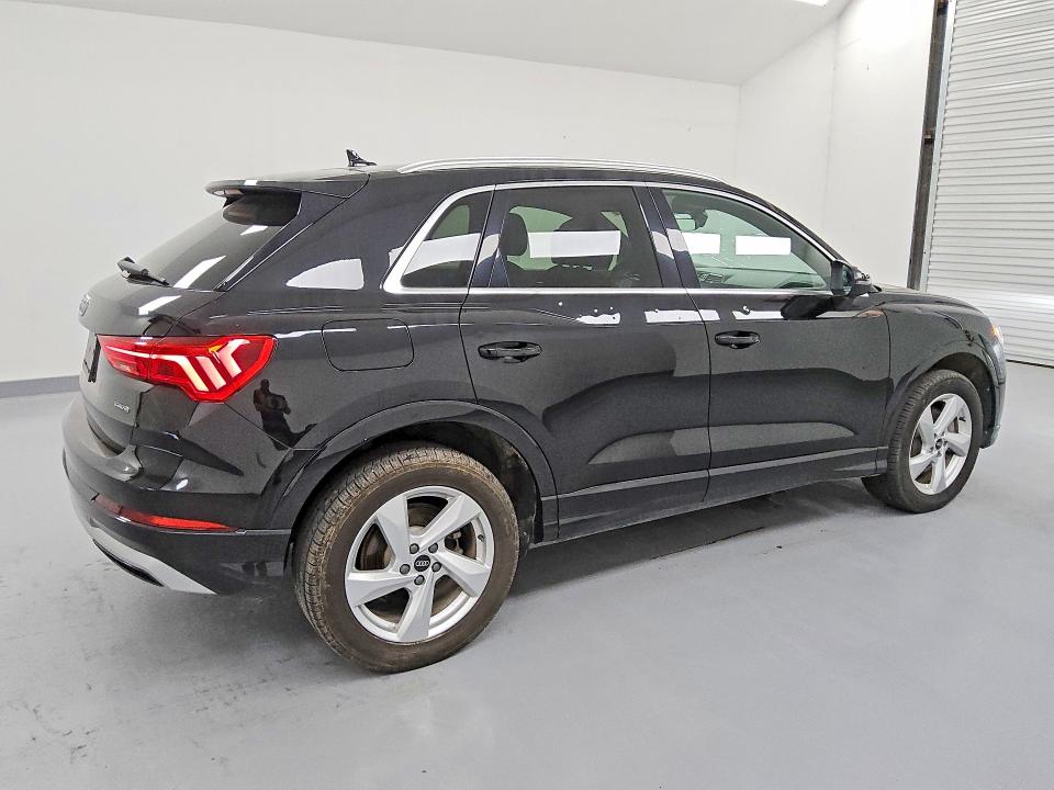 Продажа на аукционе авто 2021 Audi Q3, vin: WA1AUCF32M1096218, номер лота: 57034236