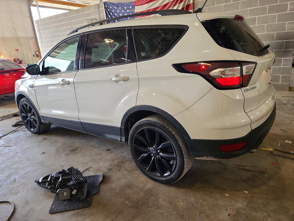 Продажа на аукционе авто 2018 Ford Escape, vin: 1FMCU0GD9JUA52274, номер лота: 68507996