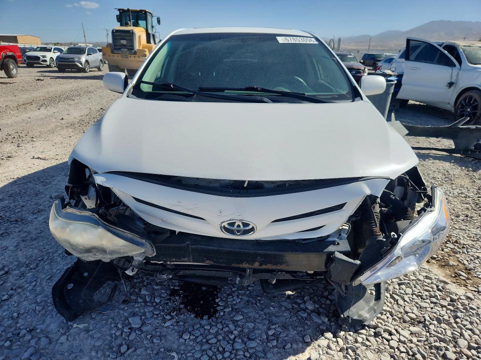 67853096 :رقم المزاد ، 2T1BU4EE8BC684636 vin ، 2011 Toyota Corolla مزاد بيع