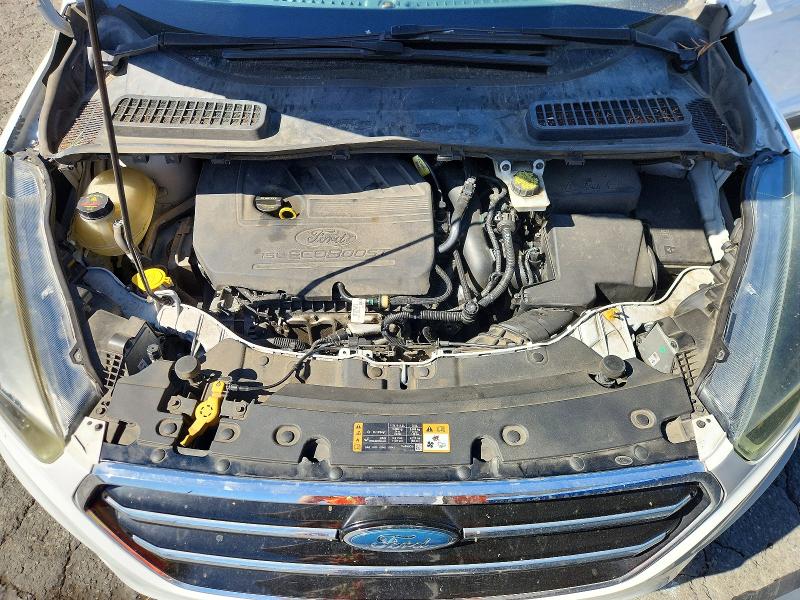 71175266 :رقم المزاد ، 1FMCU0GD9JUB14322 vin ، 2018 Ford Escape مزاد بيع