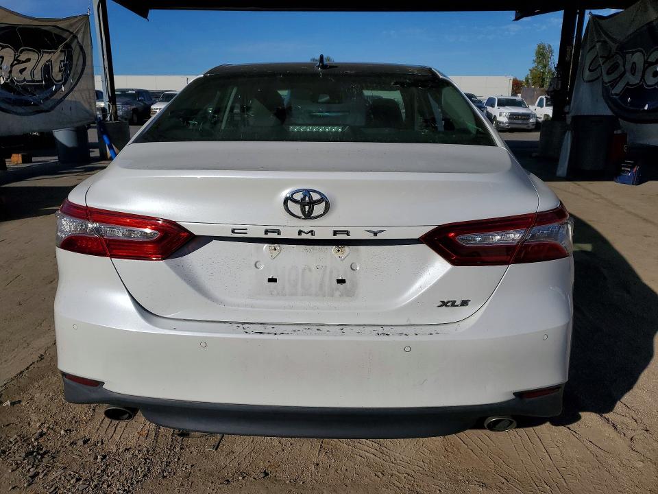 2018 Toyota Camry მანქანა იყიდება აუქციონზე, vin: 4T1BZ1HK4JU006903, აუქციონის ნომერი: 67939026