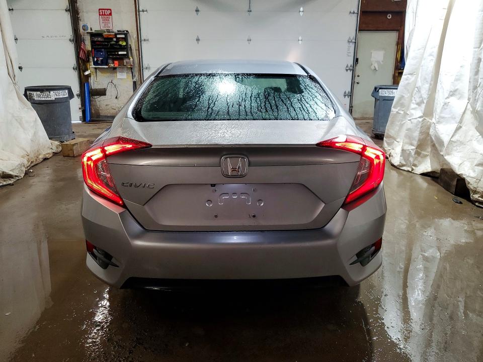 Продажа на аукционе авто 2016 Honda Civic, vin: 19XFC2F71GE214742, номер лота: 67404716