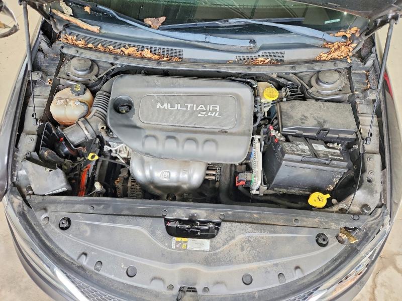 Auction sale of the 2015 Chrysler 200, vin: 1C3CCCCB9FN735398, lot number: 70709116