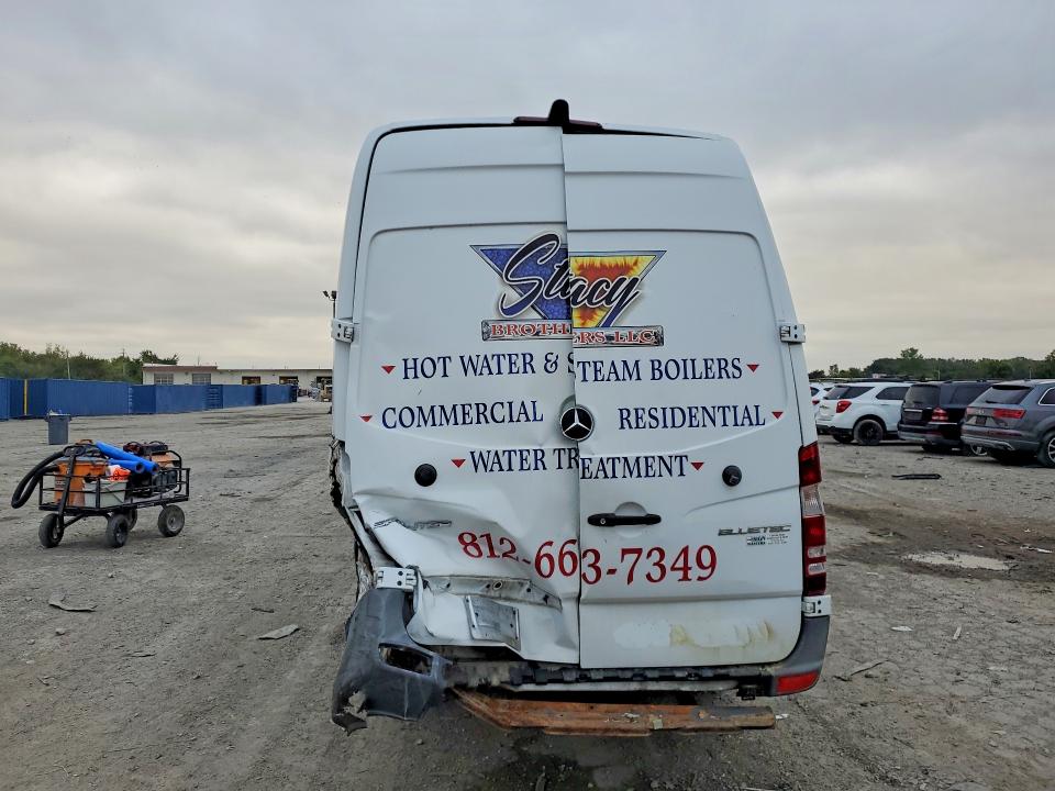 Продаж на аукціоні авто 2015 Mercedes-benz Sprinter, vin: WD3PE8DC9FP146216, номер лоту: 70104526