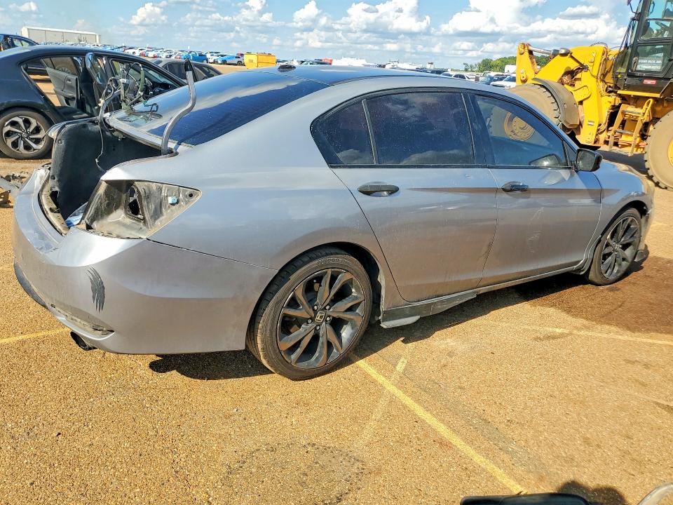 67281276 :رقم المزاد ، 1HGCR2F3XHA085291 vin ، 2017 Honda Accord مزاد بيع