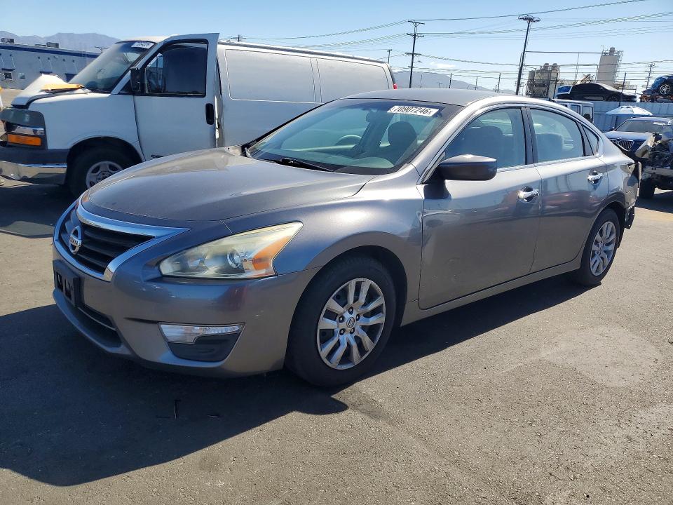 2014 Nissan Altima მანქანა იყიდება აუქციონზე, vin: 1N4AL3AP2EC161602, აუქციონის ნომერი: 70907246