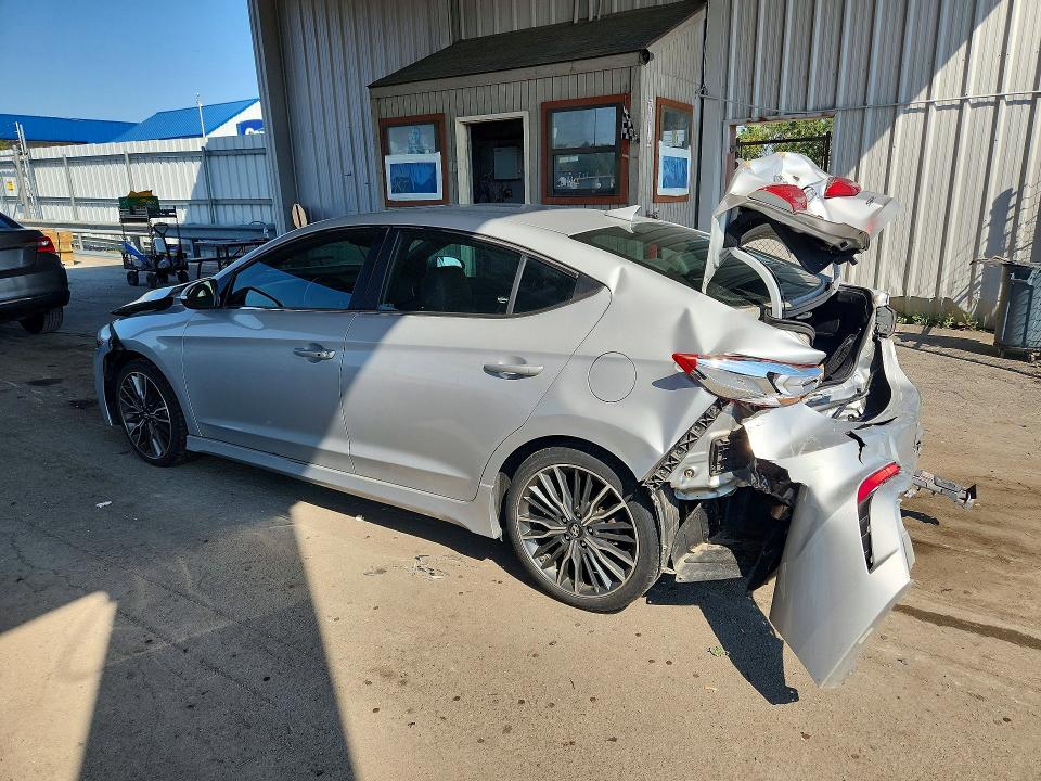 2018 Hyundai Elantra მანქანა იყიდება აუქციონზე, vin: KMHD04LB0JU552920, აუქციონის ნომერი: 67631476