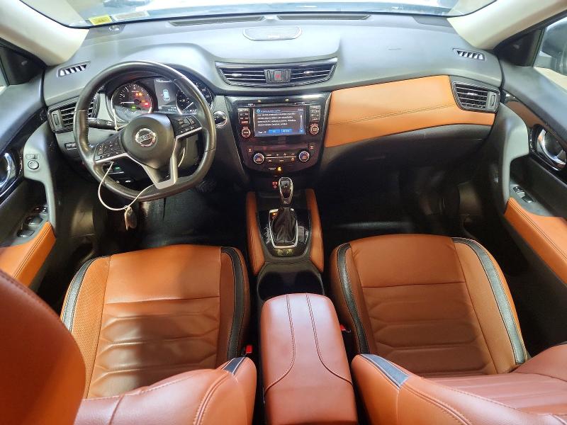 67619586 :رقم المزاد ، 5N1AT2MVXHC741727 vin ، 2017 Nissan Rogue مزاد بيع