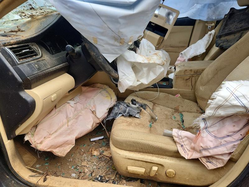 69895146 :رقم المزاد ، 4T4BF1FK4GR564356 vin ، 2016 Toyota Camry مزاد بيع