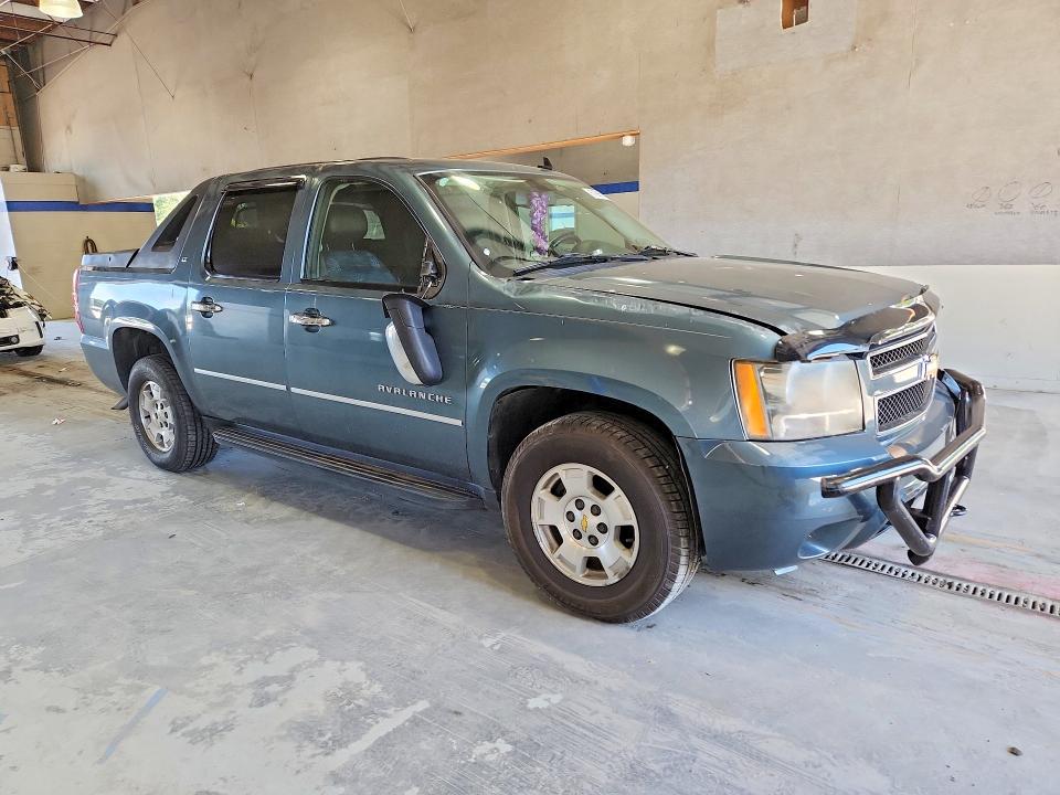 2010 Chevrolet Avalanche მანქანა იყიდება აუქციონზე, vin: 3GNVKFE09AG162371, აუქციონის ნომერი: 67965716