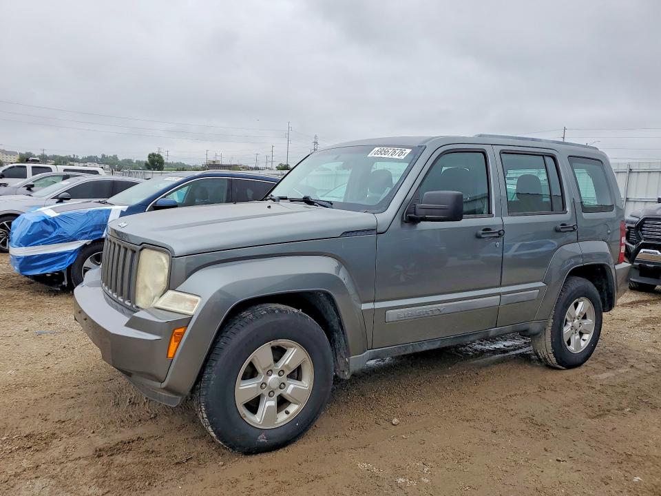 69567676 :رقم المزاد ، 1C4PJLAK0CW111887 vin ، 2012 Jeep Liberty مزاد بيع