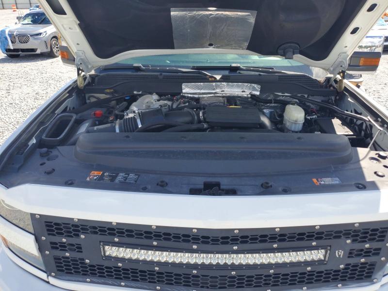 Продажа на аукционе авто 2018 Chevrolet Silverado, vin: 1GC1KWEY2JF198191, номер лота: 69690416