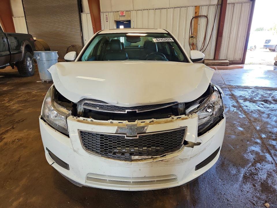 67452826 :رقم المزاد ، 1G1PE5SBXE7176153 vin ، 2014 Chevrolet Cruze مزاد بيع