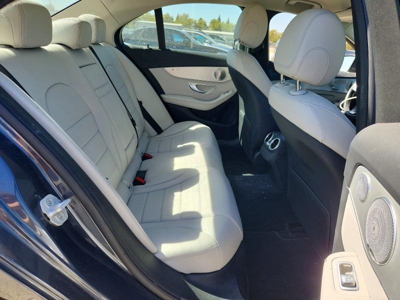 2015 Mercedes-benz C მანქანა იყიდება აუქციონზე, vin: 55SWF4JB3FU046365, აუქციონის ნომერი: 69629386