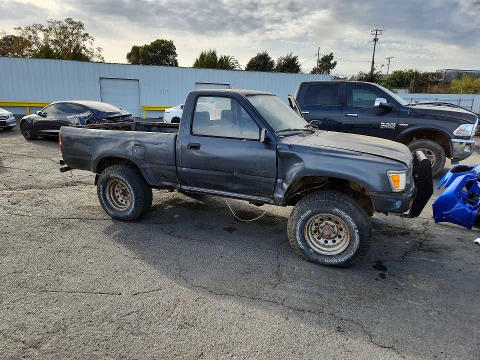 70473696 :رقم المزاد ، JT4RN01P9N0034076 vin ، 1992 Toyota Pickup مزاد بيع