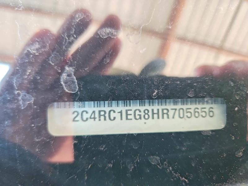 67561726 :رقم المزاد ، 2C4RC1EG8HR705656 vin ، 2017 Chrysler Pacifica مزاد بيع